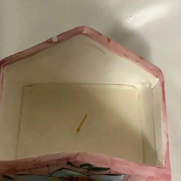 Birdhouse Candle - Picture 6 of 7